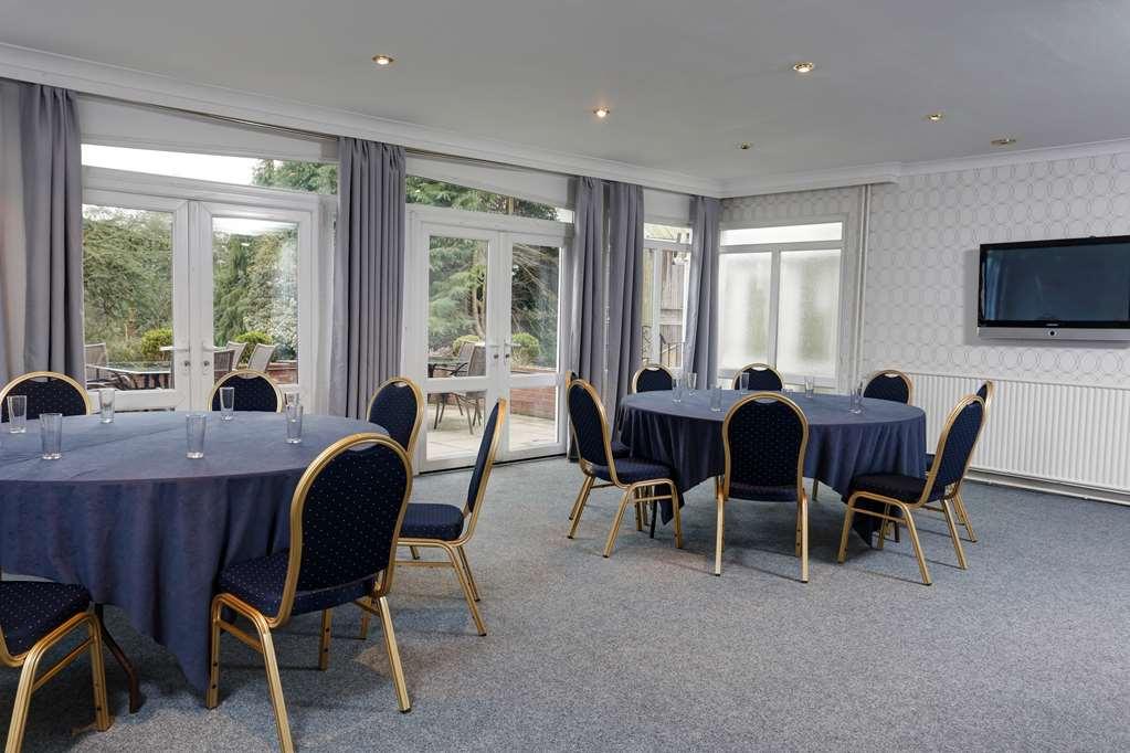 Best Western Plus Oaklands Hotel Norwich Facilities photo